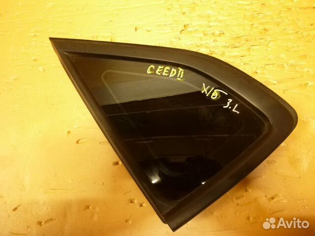 Стекло кузовное глухое левое KIA ceed II 2012-2018