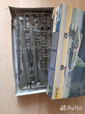 Модель самолета Heller Mirage IV 1/72