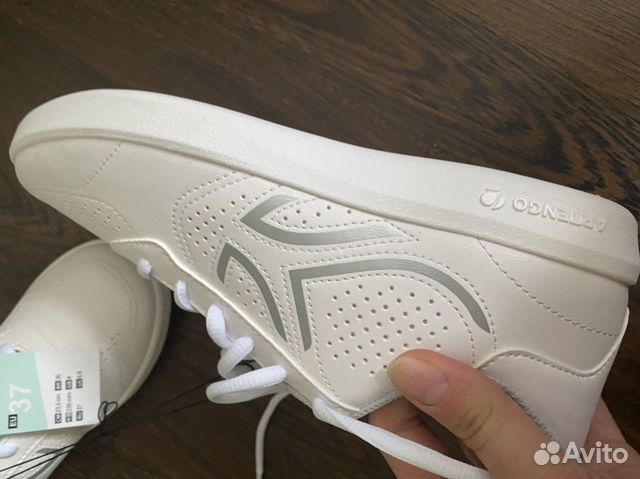 Кроссовки новые декатлон 37 размер