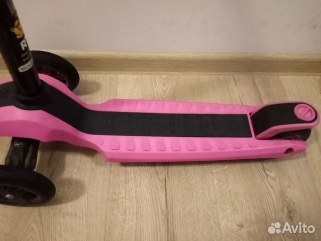 Трехколесный самокат Yvolution Glider XL Трехколесный самокат Yvolution Glider XL