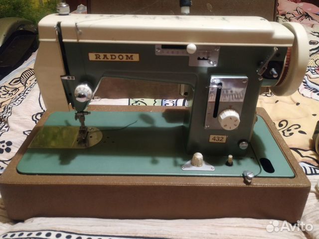 Швейная машина Radom 432 с педалью Швейная машина Radom 432 с педалью