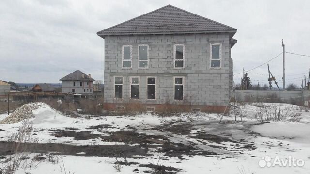 Дом 320 м² на участке 10 сот.