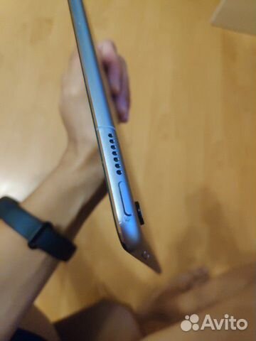 iPad pro 9.7 32 GB LTE (с симкой)