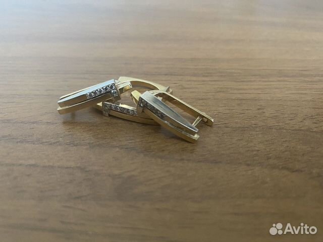 Золотой комплект серьги и кольцо Золотой комплект серьги и кольцо
