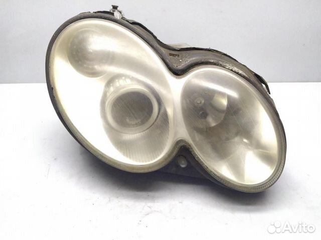 Фара правая Mercedes Benz CLK W209 2002-2005 Фара правая Mercedes Benz CLK W209 2002-2005