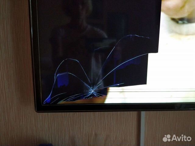 Телевизор samsung 43 разбит экран