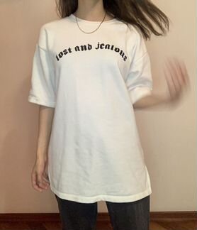 Плотная футболка forever 21
