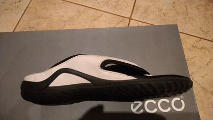 Продаю Шлепанцы Ecco