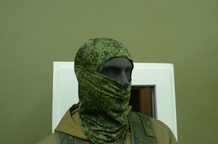Балаклава, маска в камуфляже емр Цифра