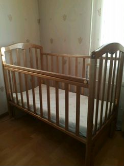 Кровать детская+матрас+подарок мобиль