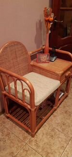 Банкетка из натурального ротанга