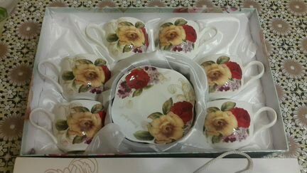 Чайный сервиз в подарочной упаковке