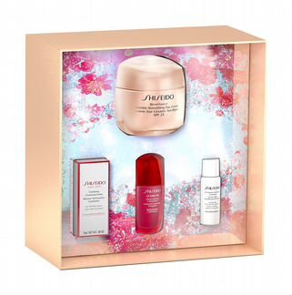 Набор Shiseido Benefiance Wrinkle Smoothing Cream