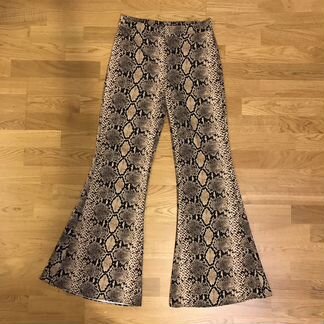 Змеиные брюки Zara