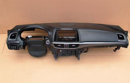 Торпедо панель приборов Мазда 6 GJ