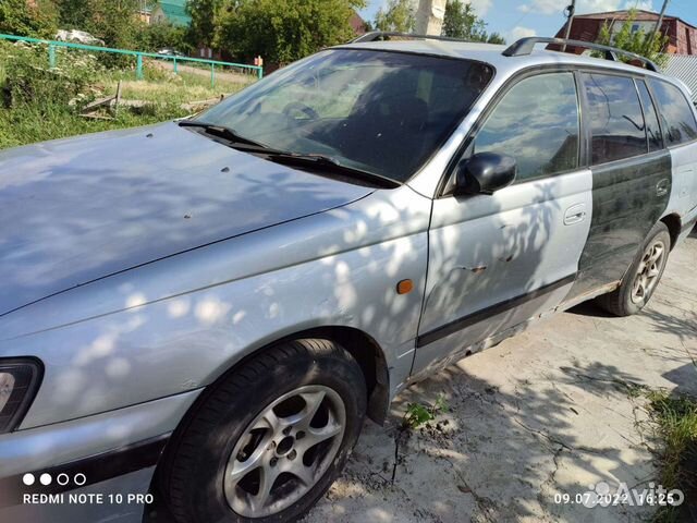 Toyota Caldina 1.8 AT, 1997, битый, 350 000 км