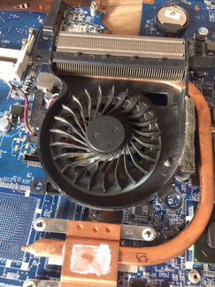 Кулер (охлаждение) для плат mbx-269 Sony sve15