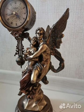 Каминные часы Амур и Психея с маятником