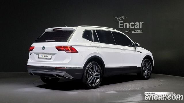 Volkswagen Tiguan 2.0 AMT, 2018, 57 000 км