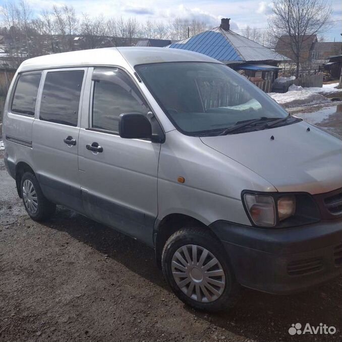 Toyota Town Ace 2002