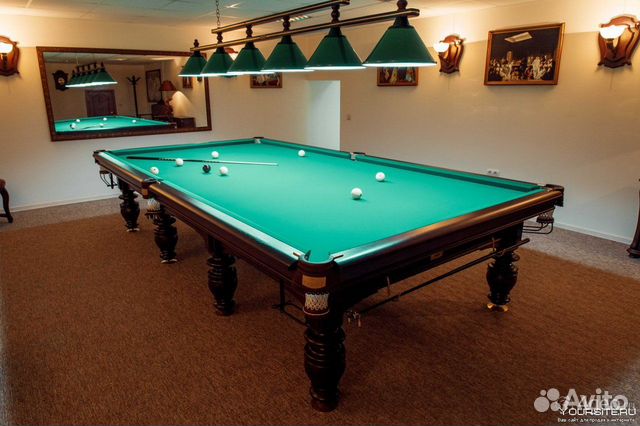 Бильярдный стол
