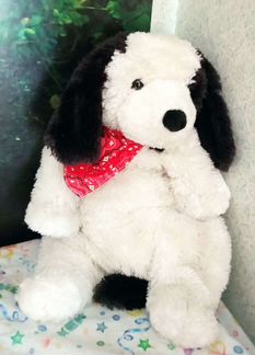 Большая мягкая игрушка собака