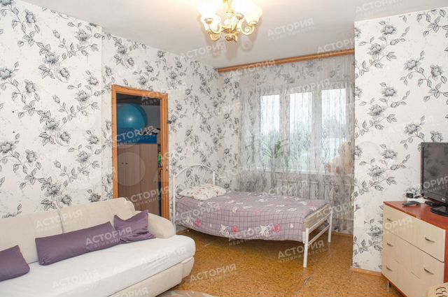 2-к. квартира, 56 м², 3/10 эт.