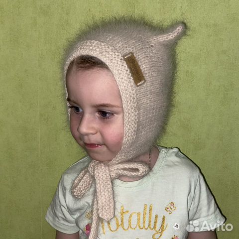 Шапочка из ангоры с ушками