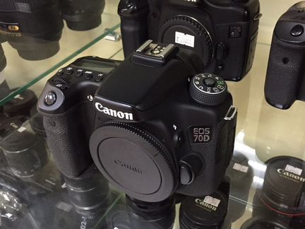 Зеркальный фотоаппарат Canon 70D body