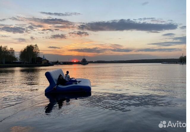 Шезлонг надувной для отдыха на воде