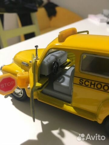 Машинки kinsmart