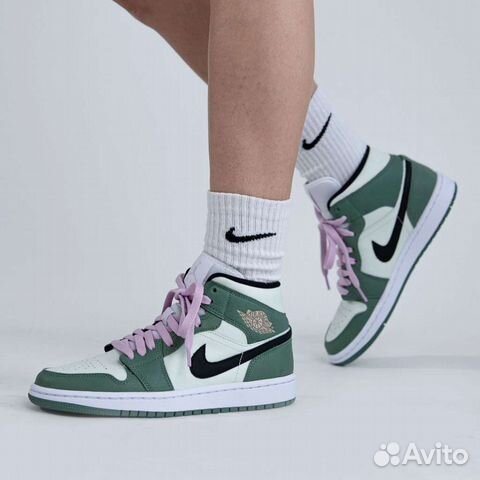 Nike Wmns Air Jordan 1 Mid SE 'Dutch Green' Люкс