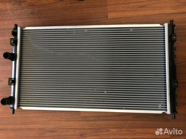 Радиатор охлаждения для Dodge Stratus\волга сайбер