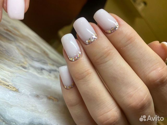 Наращивание ногтей