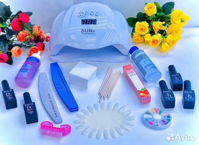 Набор для маникюра и педикюра с проф материалами