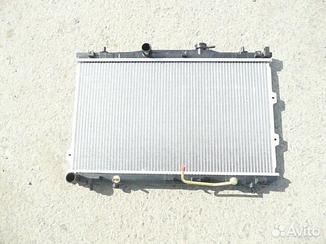 Радиатор охлаждения двигателя Kia Cerato 1.6-2.0