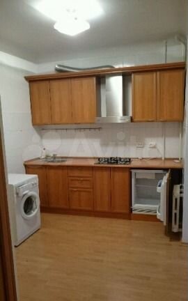 4-к. квартира, 95 м², 3/4 эт.