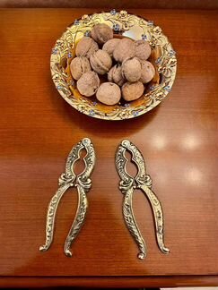 Орехоколка. Орехокол. Бронза