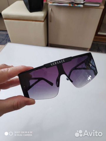 Солнцезащитные очки 