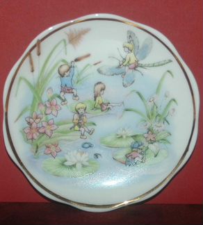 Фарфоровая мини тарелка, d7см