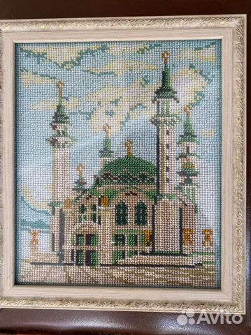 Картина вышитая бисером