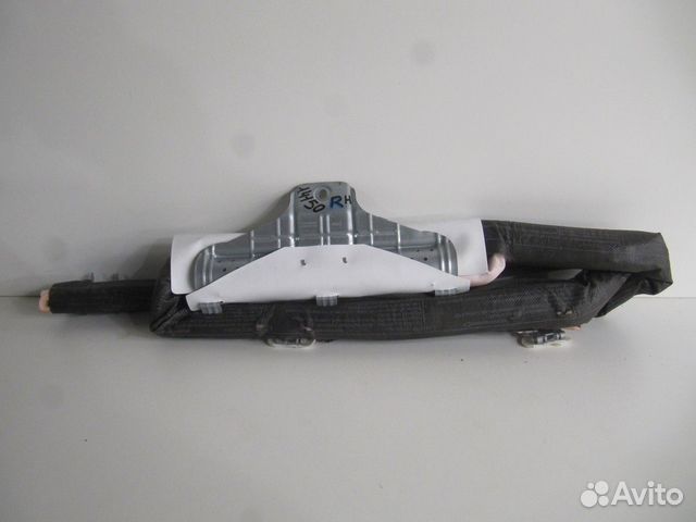 Шторка безопасности правая Peugeot 3008 2010-2016