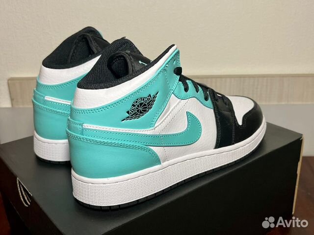 6.5 US Air Jordan 1 Mid Green Blue Tropical Twist