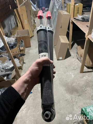 Задние амортизаторы Тойота Карола