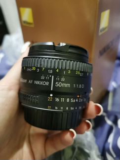 Объектив nikon 50mm 1 8