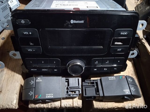 Рено логан 2 сандеро 2 джойстик магнитолы купить в Москве | Авито