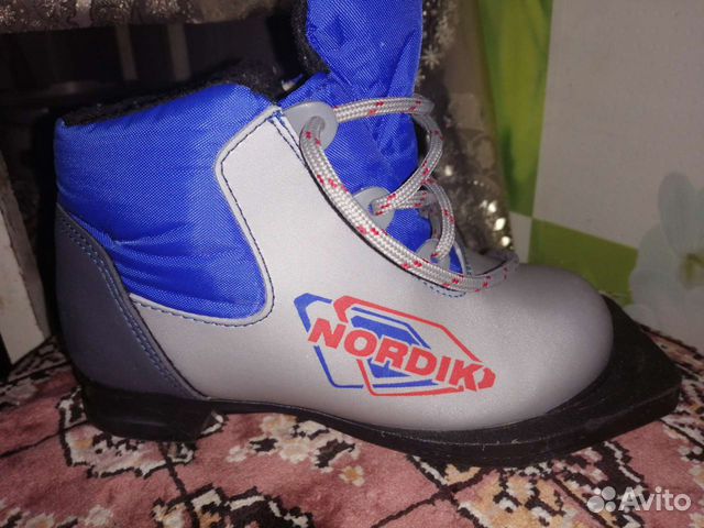 Лыжные ботинки классические