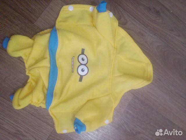 Продам костюмы