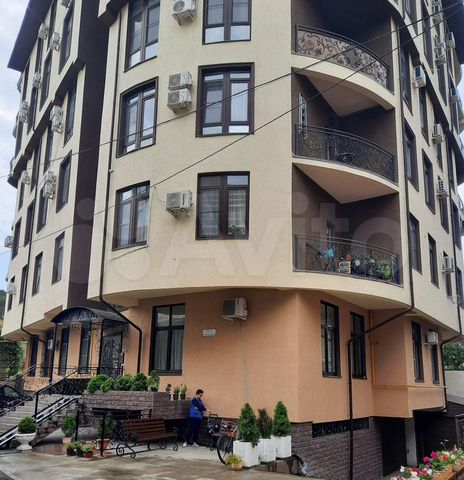 2-к. квартира, 42 м², 4/8 эт.