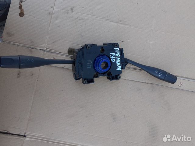 Переключатель подрулевой Ниссан Примера П10